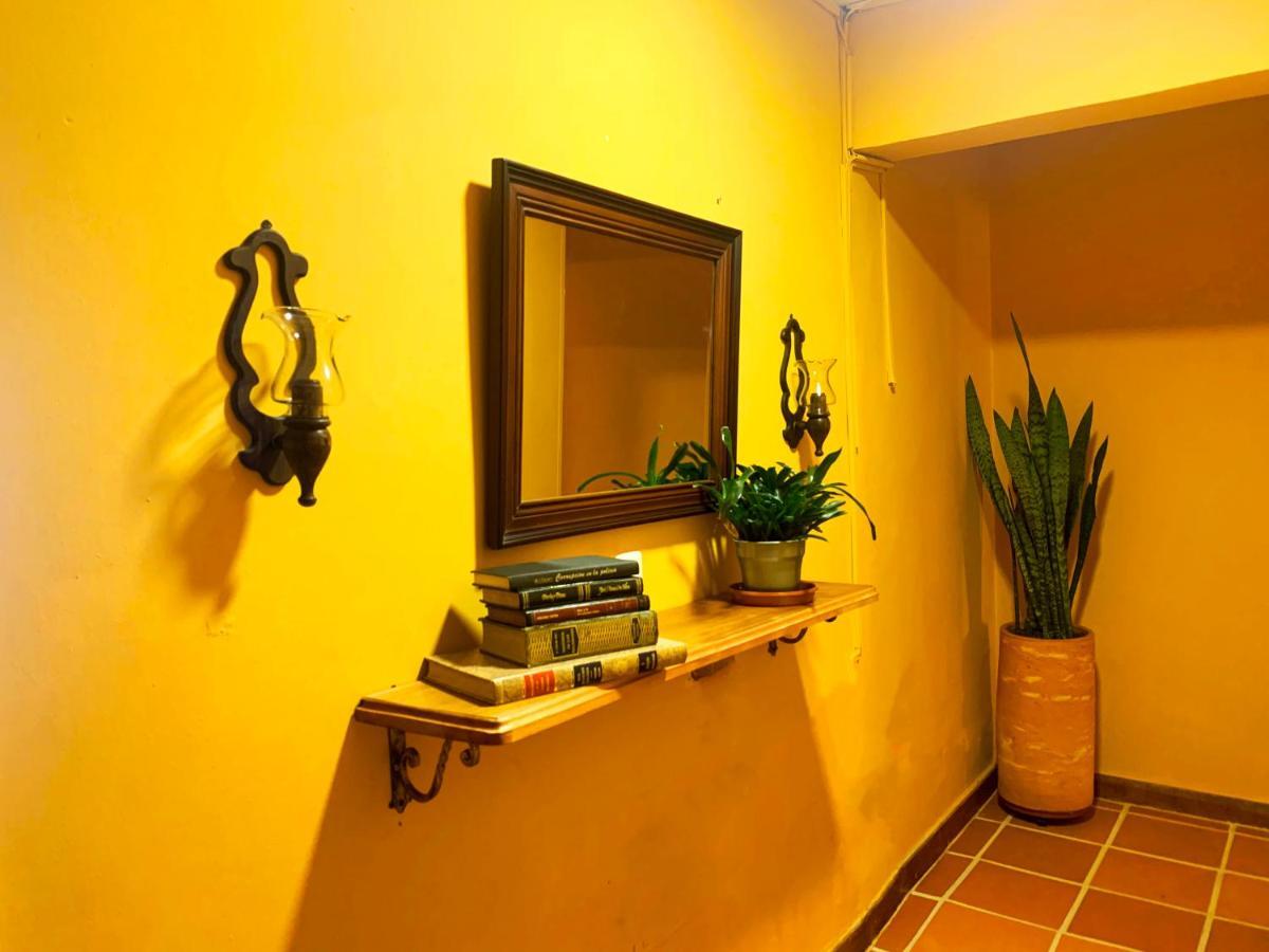 Hotel Porton Colonial Medellín Extérieur photo