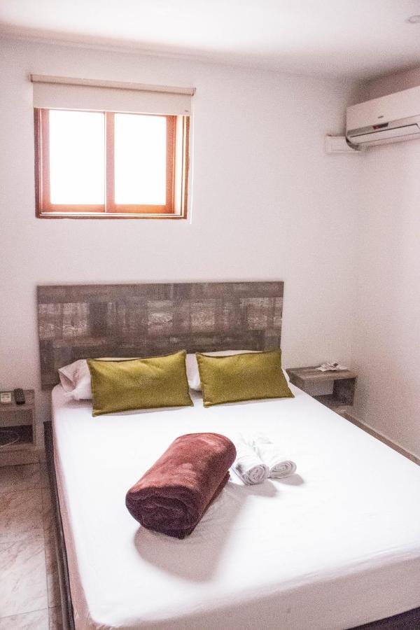 Hotel Porton Colonial Medellín Extérieur photo